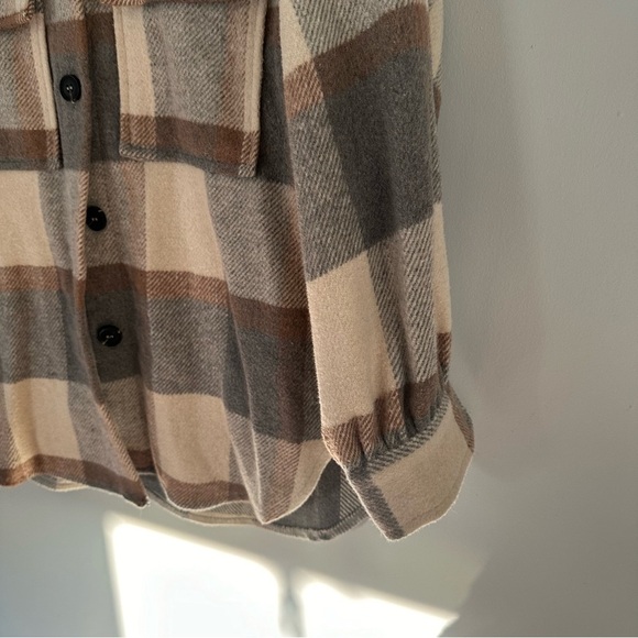 Grey Tan Plaid Checkered Shacket - Picture 8 of 14